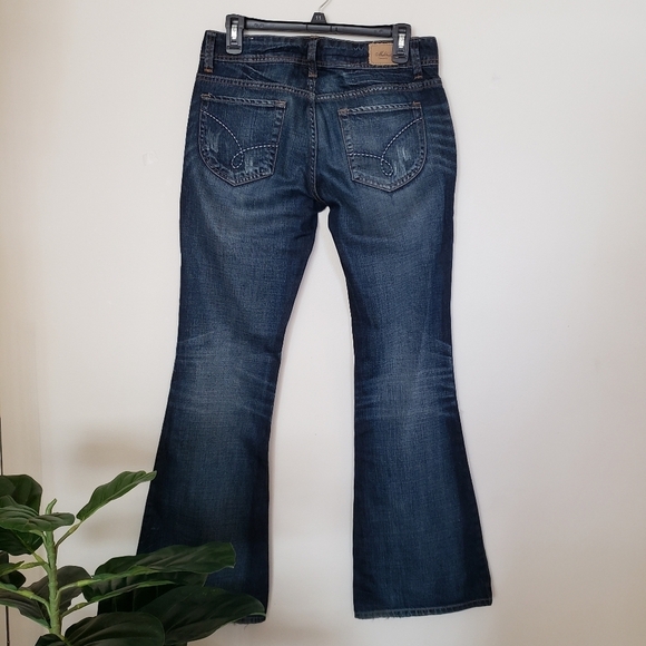 Madison Denim co low rise flare leg jeans. Sz 5/6 juniors sizes. Waist 31. - Picture 9 of 10